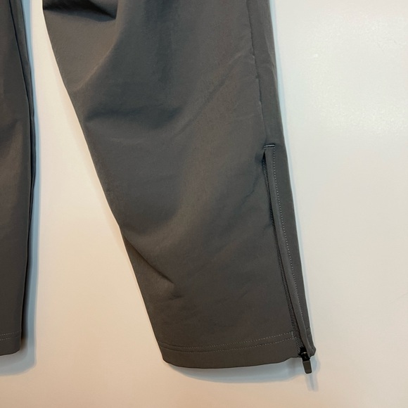 Adidas XL gray mid rise regular fit pants - Picture 5 of 8